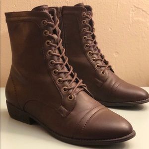 Dark brown cognac lace up oxford boots